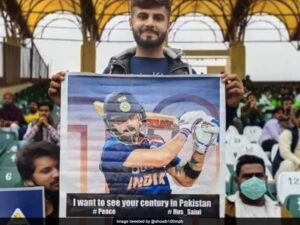 Shoaib Akhtar Shares Photo Of Fan Holding Virat Kohli Poster In Pakistan Super League With A Message On former 